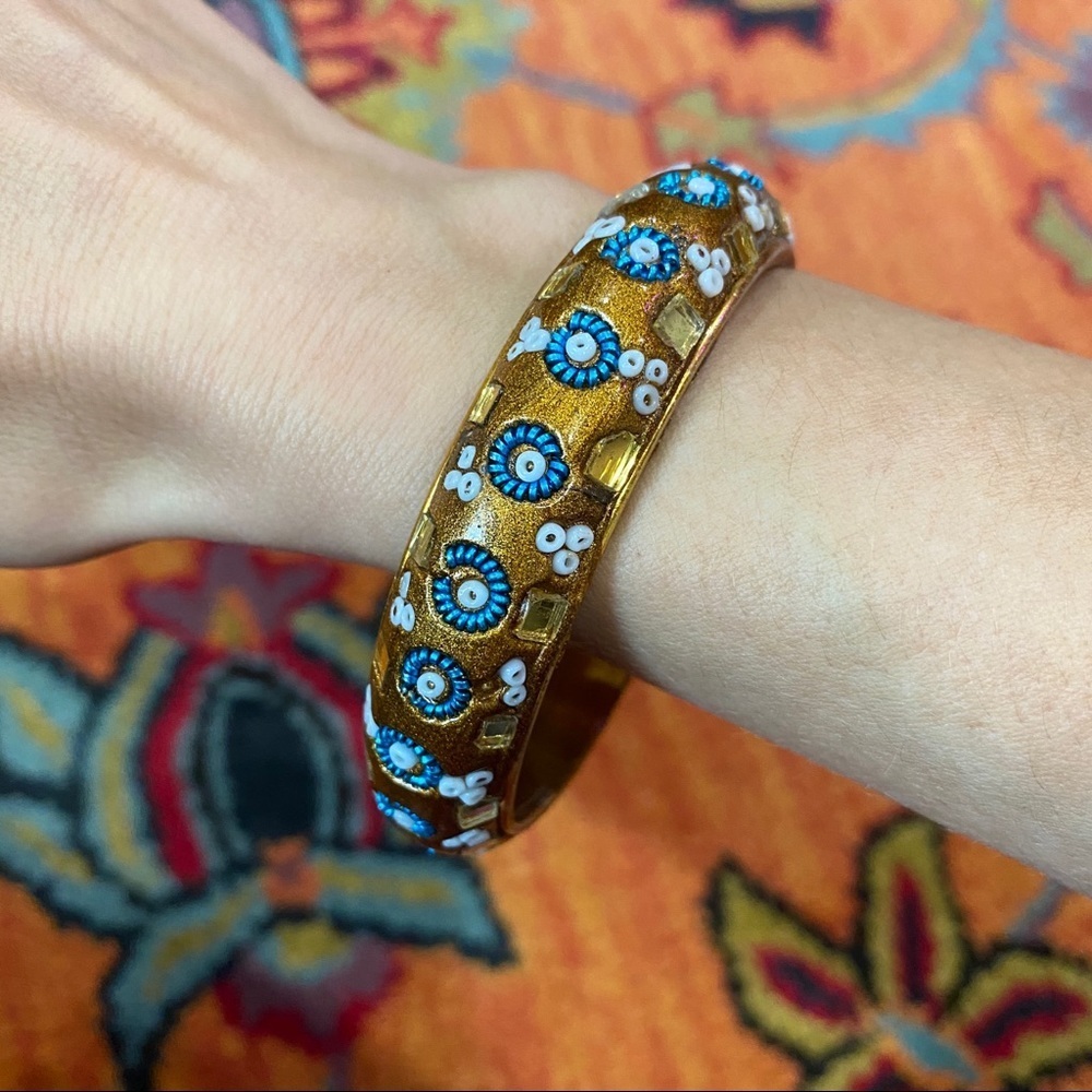 Beaded bangle bracelet - Picture 2 of 5